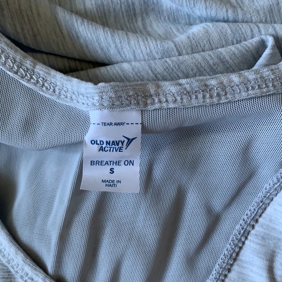 NWT Old Navy Maternity Tank - Picture 4 of 4